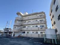 ロイヤルハイムむらかみの外観