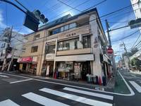 ファーストクズマキビルディングの外観