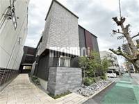 グランポルト津新町の外観