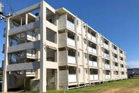 茨城県ひたちなか市大字中根(マンション)の賃貸物件の外観