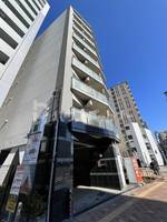 TRADIS NIPPORI Sの外観