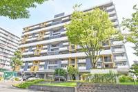 UR中央台の外観