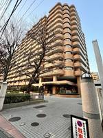 ライオンズプラザ大宮の外観