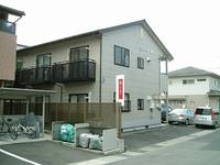 ソレアード春日の外観