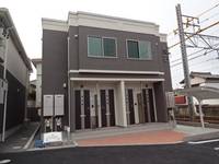 ロイヤルハイツ四方田Cの外観