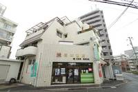 石本ビルの外観