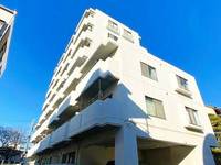 ファーストハイツの外観