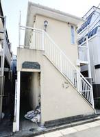 東京都世田谷区下馬2(アパート)の賃貸物件の外観