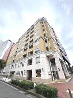 ルネ横浜馬車道の外観