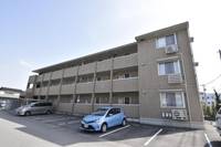 D-room中川原の外観