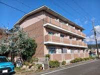 トムズ ヴィラデストの外観