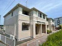 シャイン ヒルズの外観