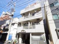 ドミールの外観