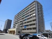 ダイアパレス新居浜の外観