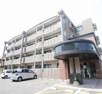 クレセント・ウエストの外観