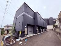 ソレイユ八木山BASEの外観