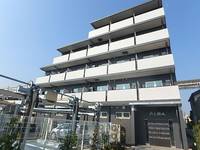 アルバの外観