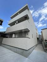クローバー・シエル長居公園の外観