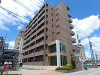 モア ベリーの外観