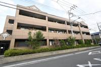 グランディールBの外観