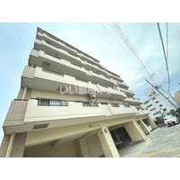 エルファミーレ富田林の外観