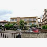 マンションカワシマの外観