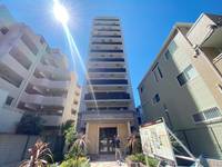 プレジオ西中島ASIANの外観