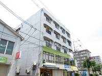 関山ビルの外観