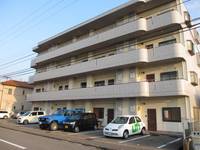 ロイヤルハイム西の外観