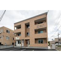 アレックスサーナズの外観