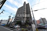 アルファライフ岡大医学部前の外観
