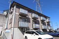 サンプラザ南中山の外観