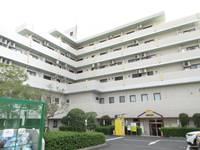 学園西カレッジハイツの外観