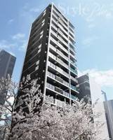 プレサンスレイズ泉高岳駅前の外観