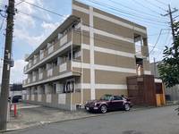 アリエスコートの外観