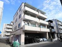 リベラル仲町台の外観