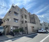 KAINA鶴見の外観