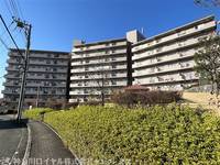 オクトス市ケ尾 1号棟の外観