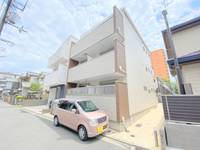 セレニティ若江東町の外観