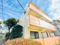 ルート若松町マンションの外観