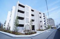 Purple7 西葛西の外観