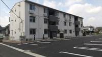 D-ROOM隈府 B棟の外観