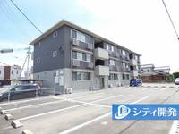 ファミールSHOWの外観