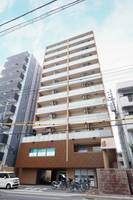 Gold Court楽々園の外観