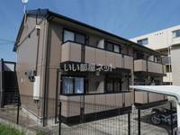 メゾン  ラ  トゥール B棟の外観