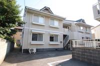 サンライズ芳泉 A棟の外観