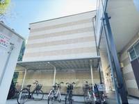 レオパレスReveuerの外観