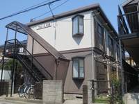 ファミ-ユ岩間の外観