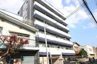 エスペランサ医大東の外観