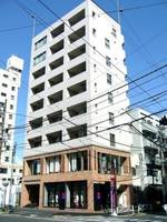 アクア・レアーレ青葉台の外観